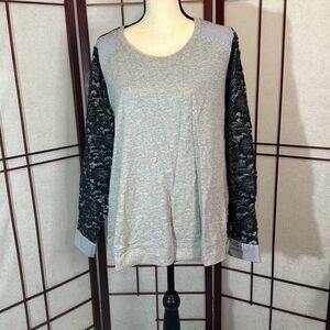 Lane Bryant grey and black lace overlay sleeves top 18/20
